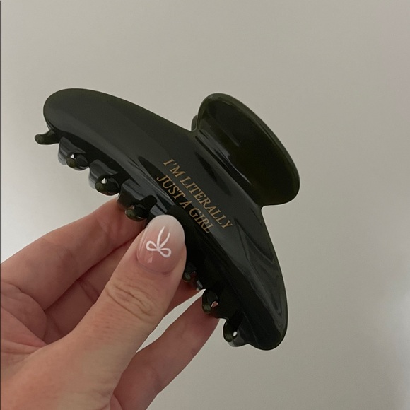 ALO Yoga Accessories - Black / green Hair Claw Clip